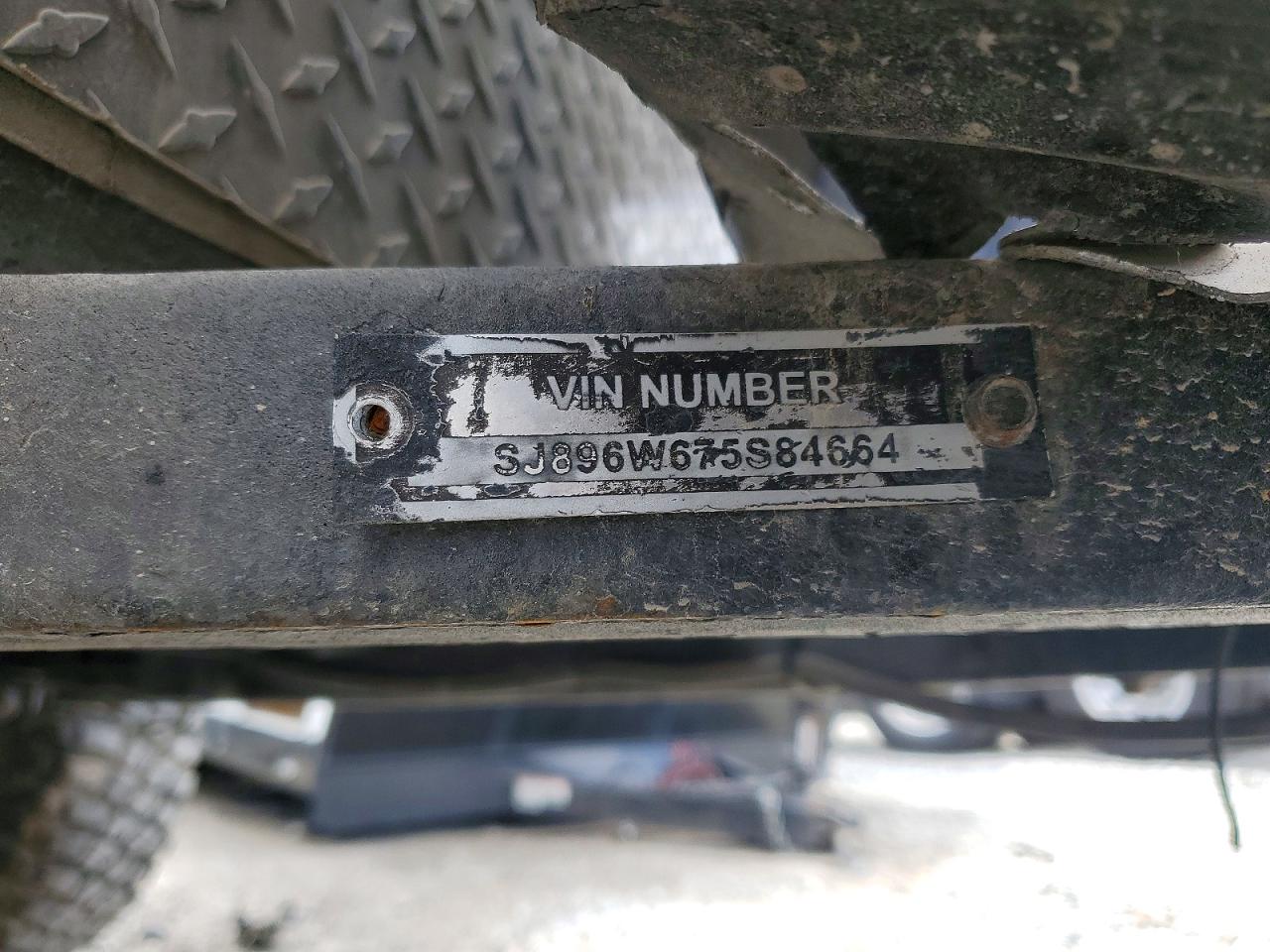 2020 UNKN TRAILR