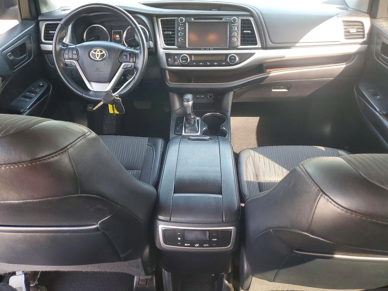 2019 TOYOTA HIGHLANDER