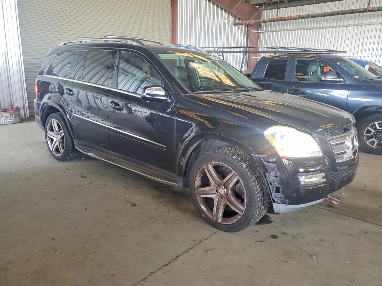 2010 MERCEDES-BENZ GL 550 4MA