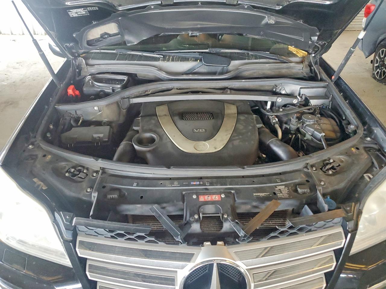 2010 MERCEDES-BENZ GL 550 4MA