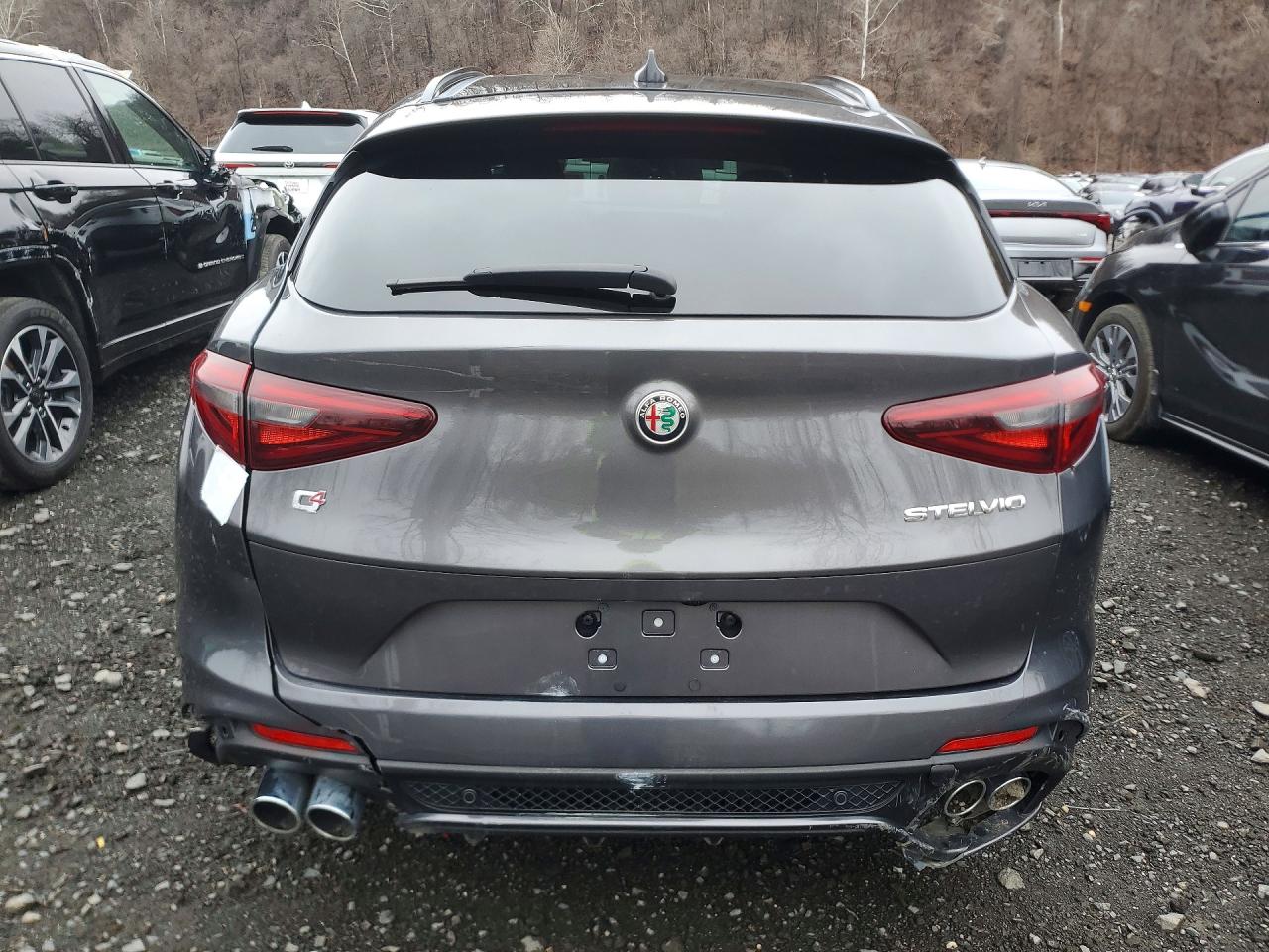 2023 ALFA ROMEO STELVIO