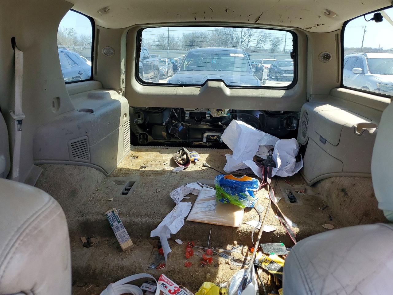 2001 CHEVROLET TAHOE