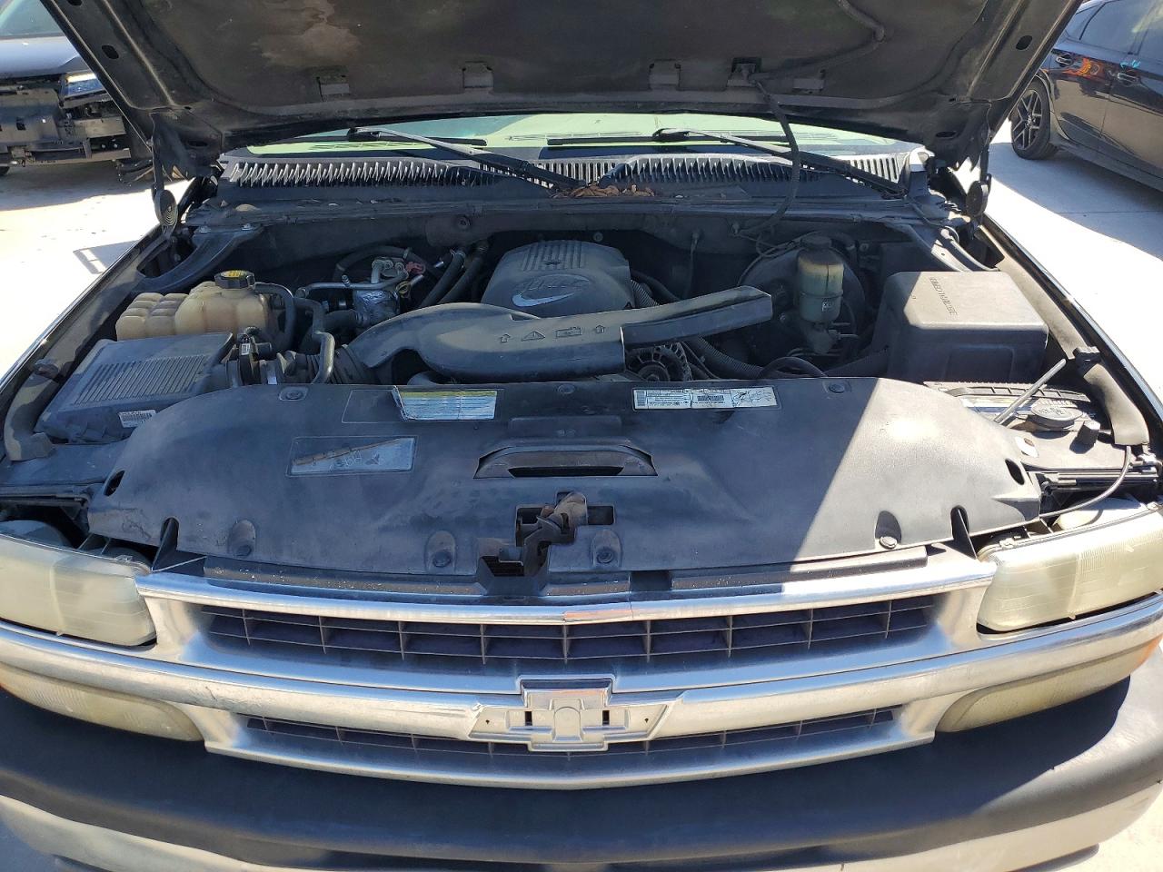 2001 CHEVROLET TAHOE