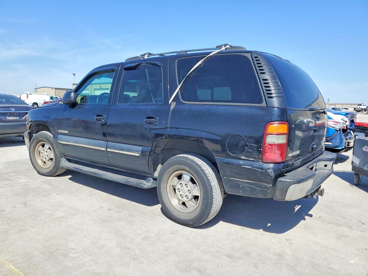 2001 CHEVROLET TAHOE