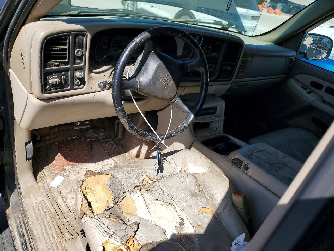 2001 CHEVROLET TAHOE