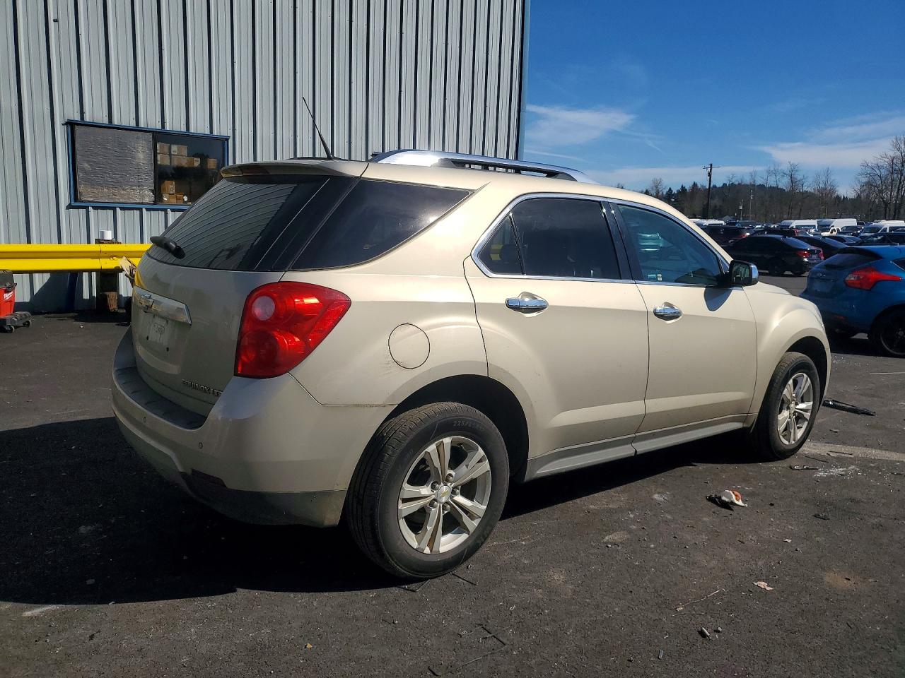 2011 CHEVROLET EQUINOX