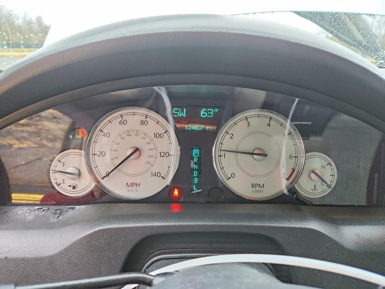 2005 CHRYSLER 300