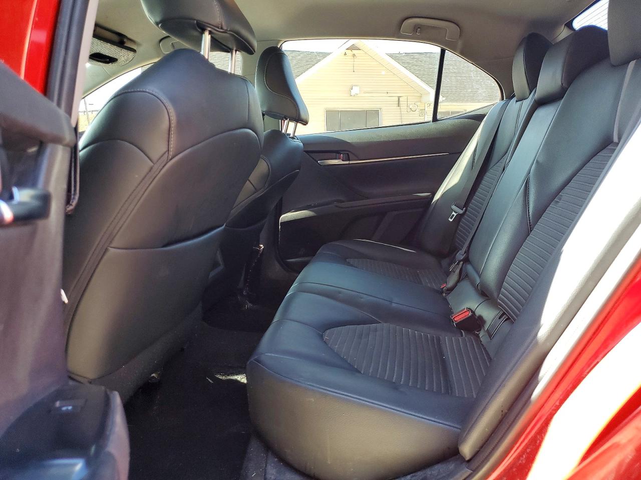 2019 TOYOTA CAMRY