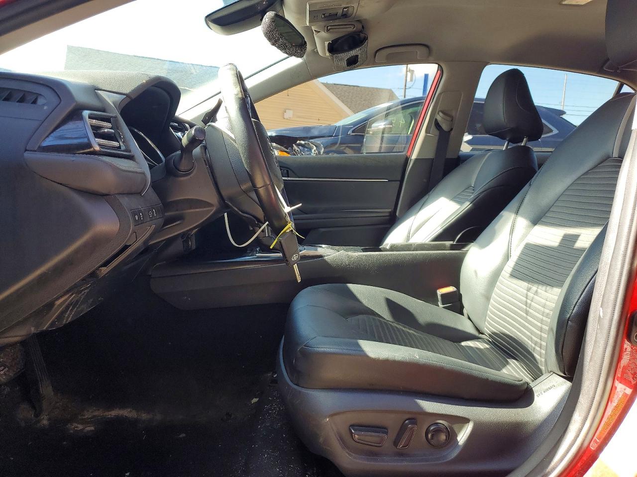 2019 TOYOTA CAMRY