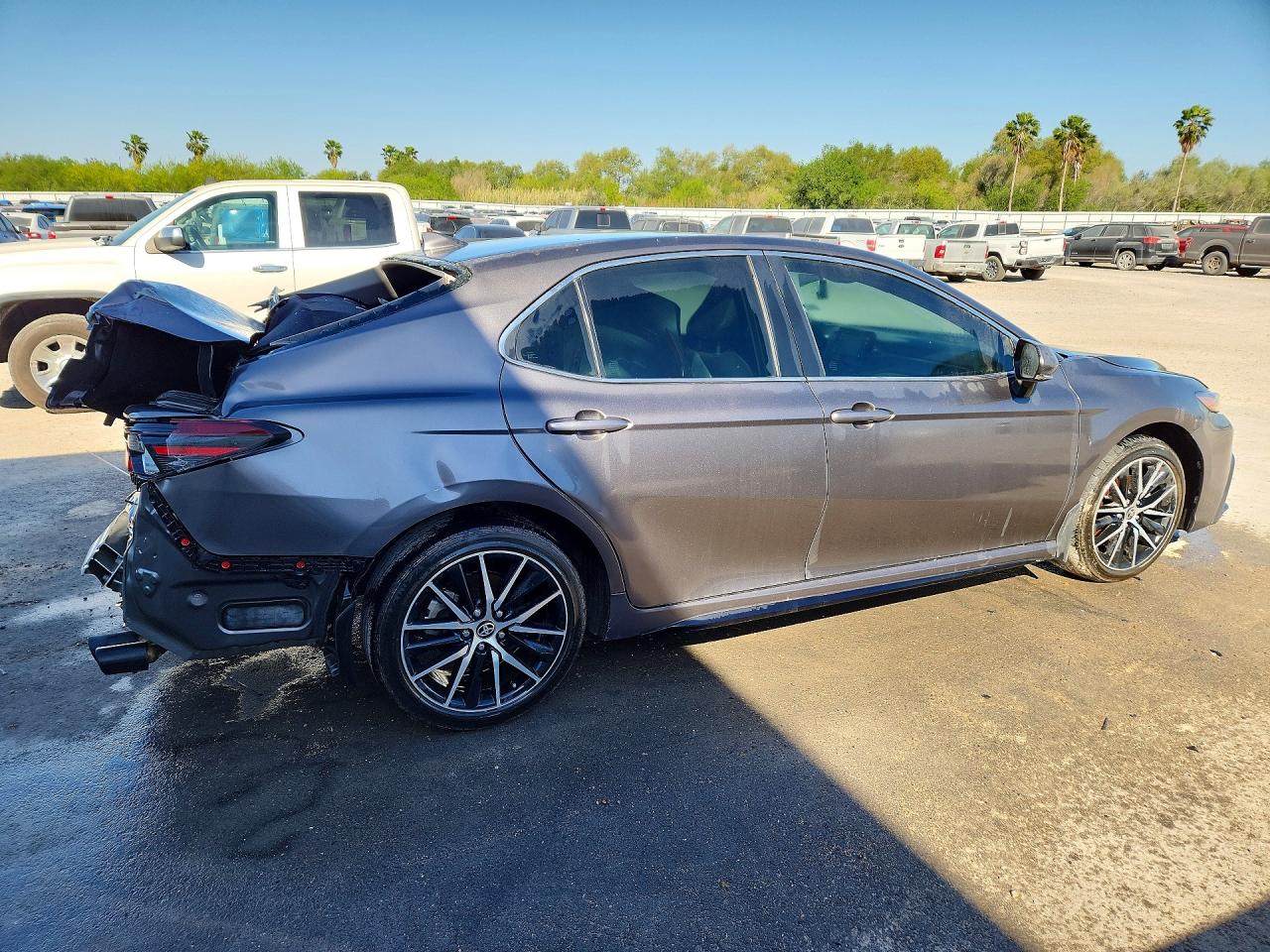 2024 TOYOTA CAMRY