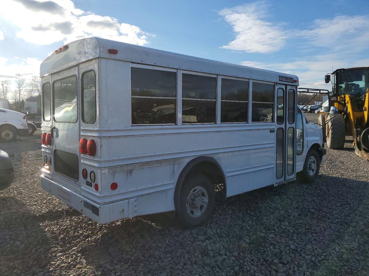 2007 COLLINS BUS