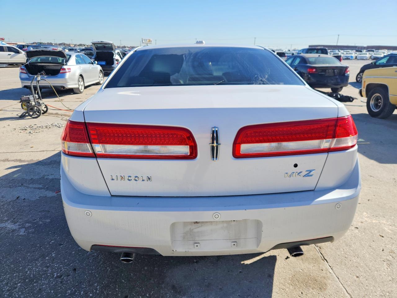 2010 LINCOLN MKZ
