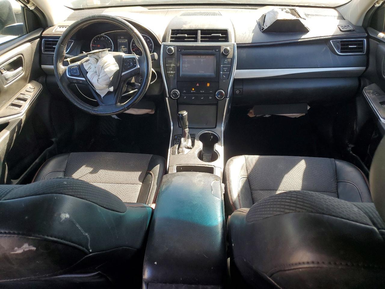 2017 TOYOTA CAMRY