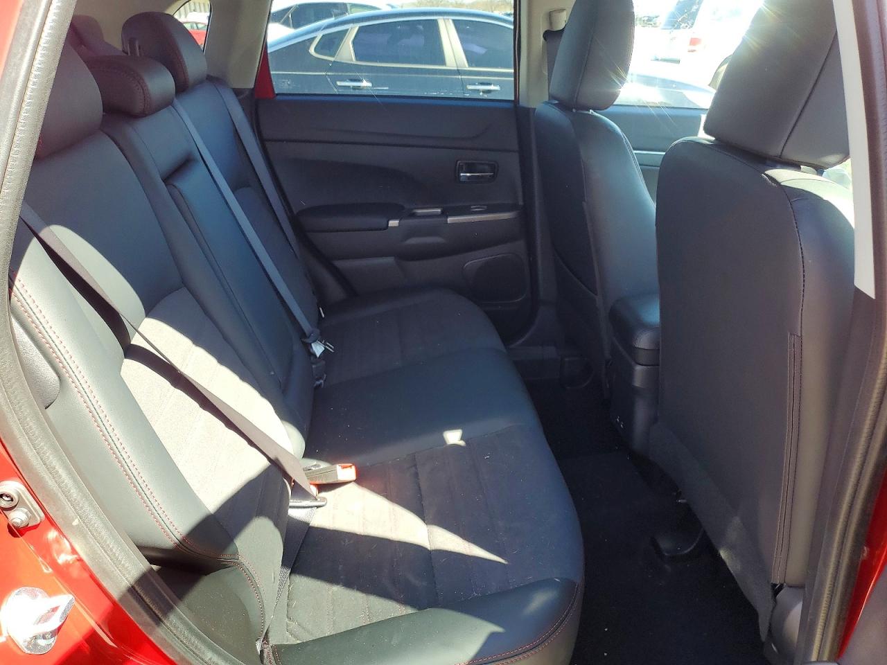 2026 MITSUBISHI OUTLANDER