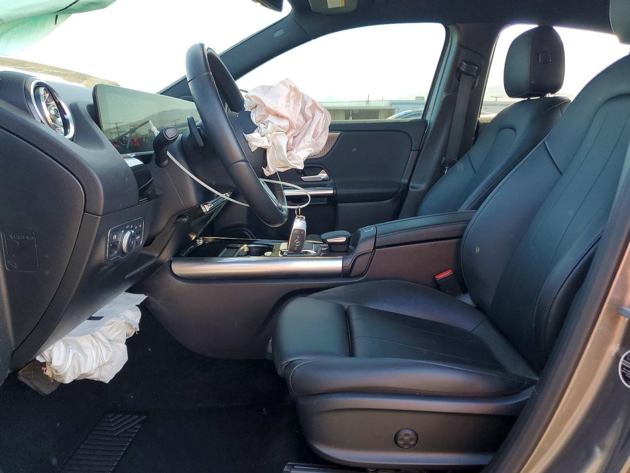 2021 MERCEDES-BENZ GLA-CLASS