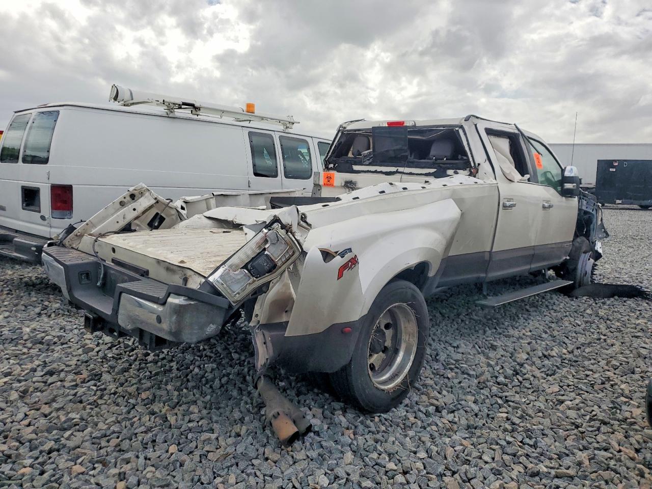 2017 FORD F450
