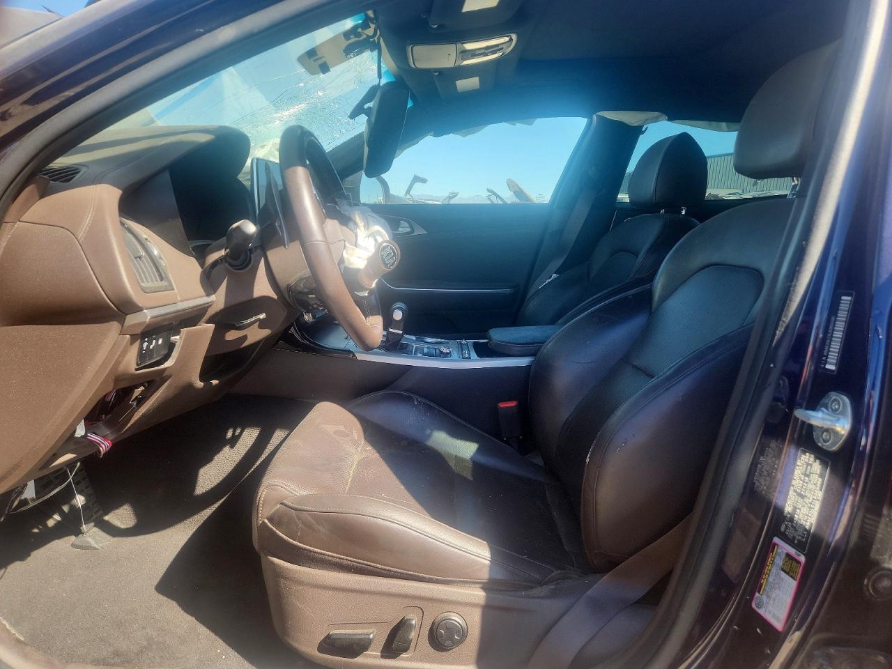 2020 KIA STINGER