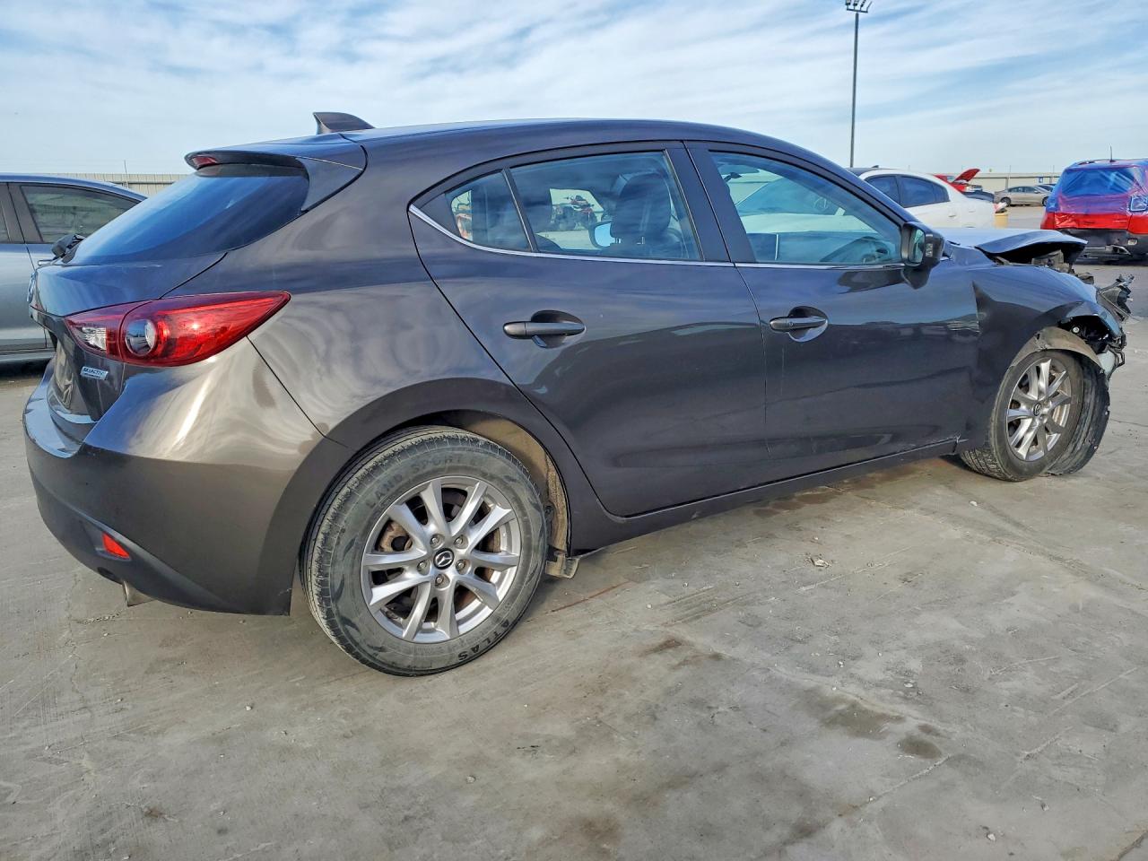 2014 MAZDA 3