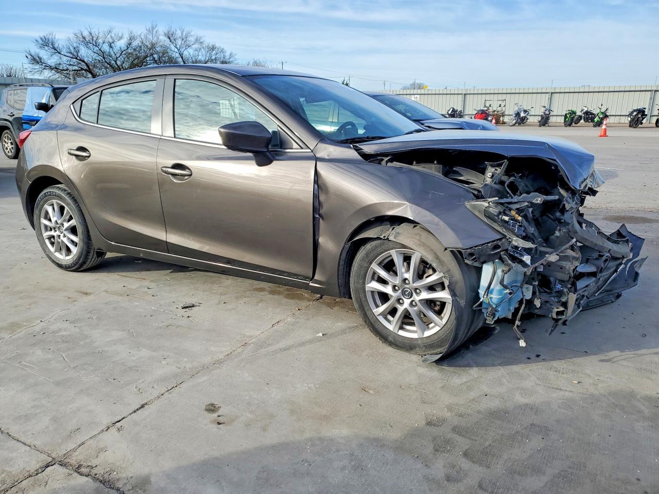 2014 MAZDA 3