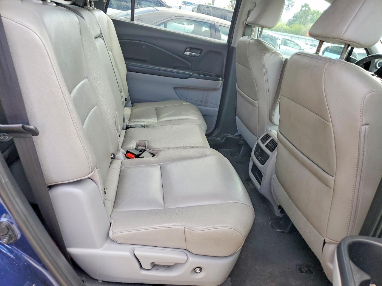 2016 HONDA PILOT