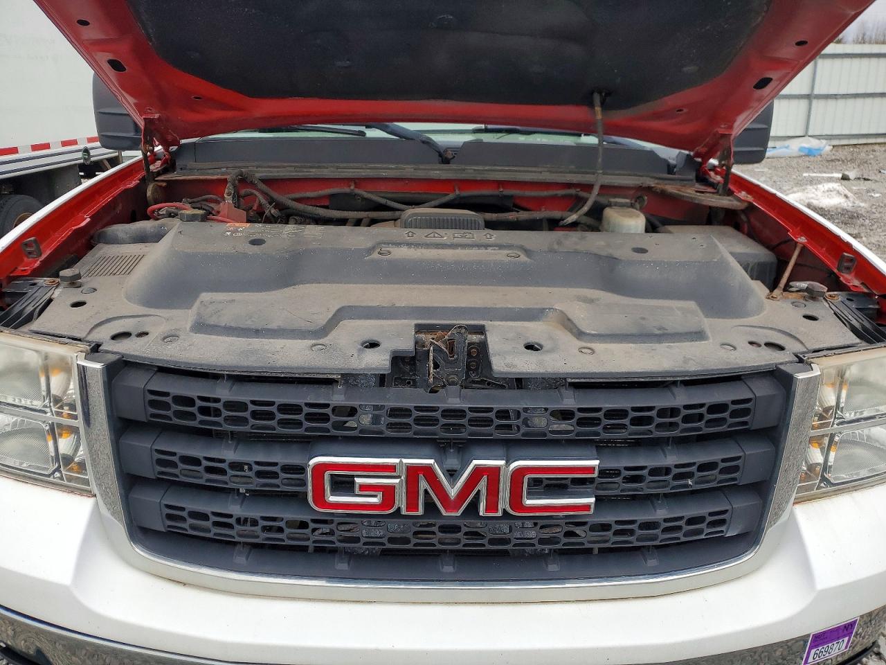 2013 GMC SIERRA