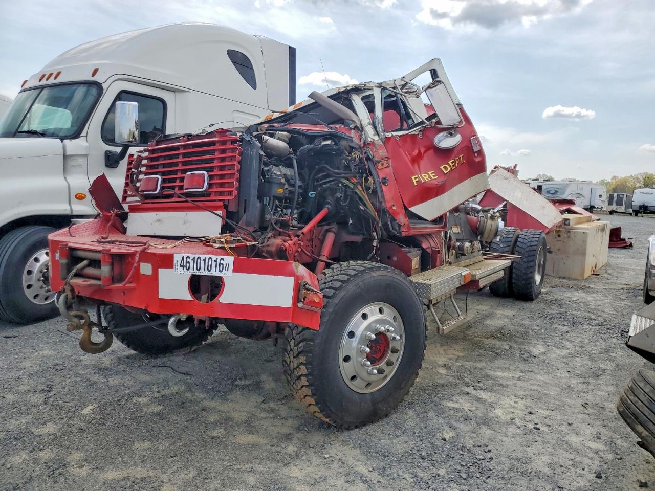 1999 INTERNATIONAL 4000 SERIE