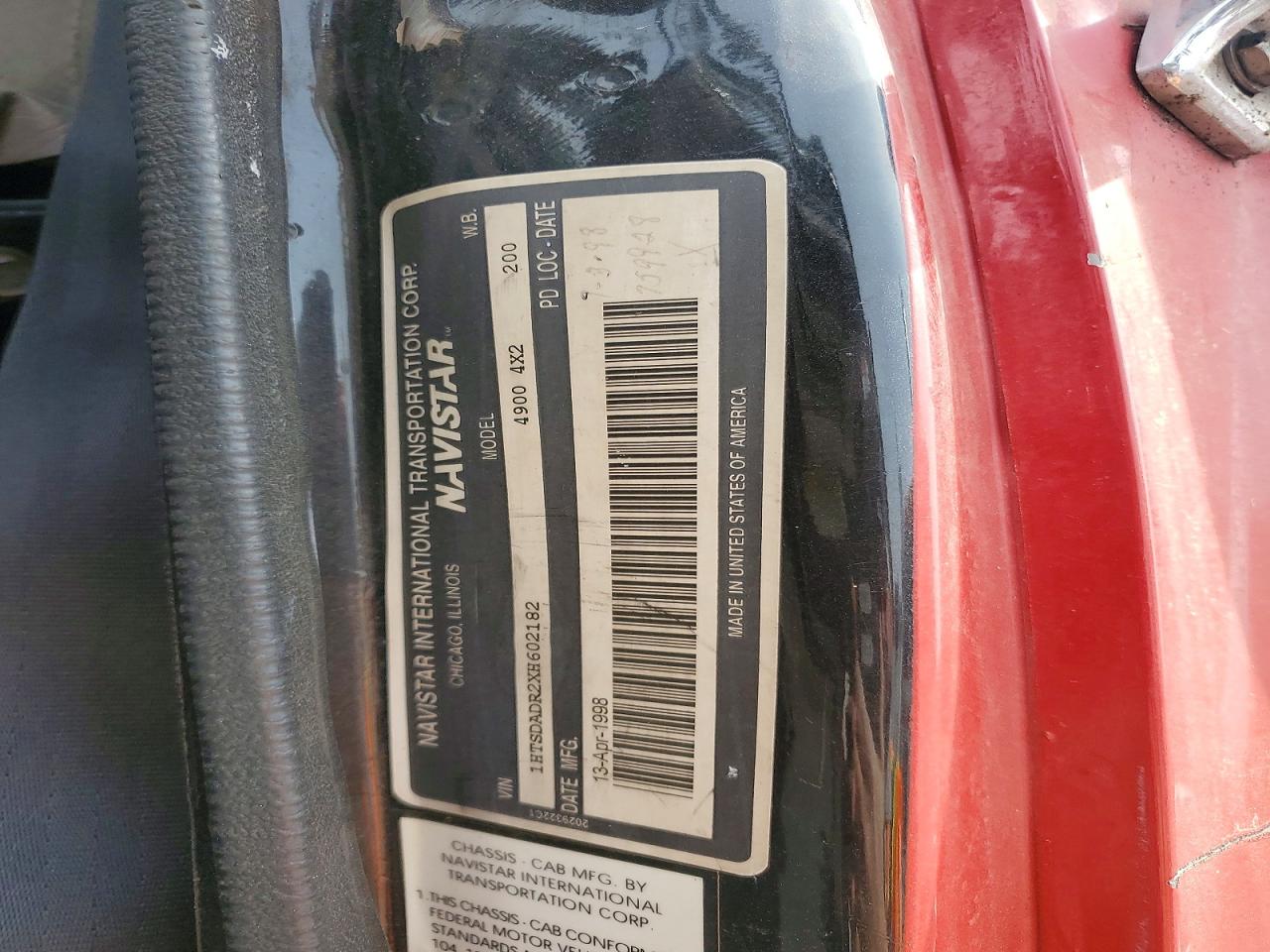 1999 INTERNATIONAL 4000 SERIE