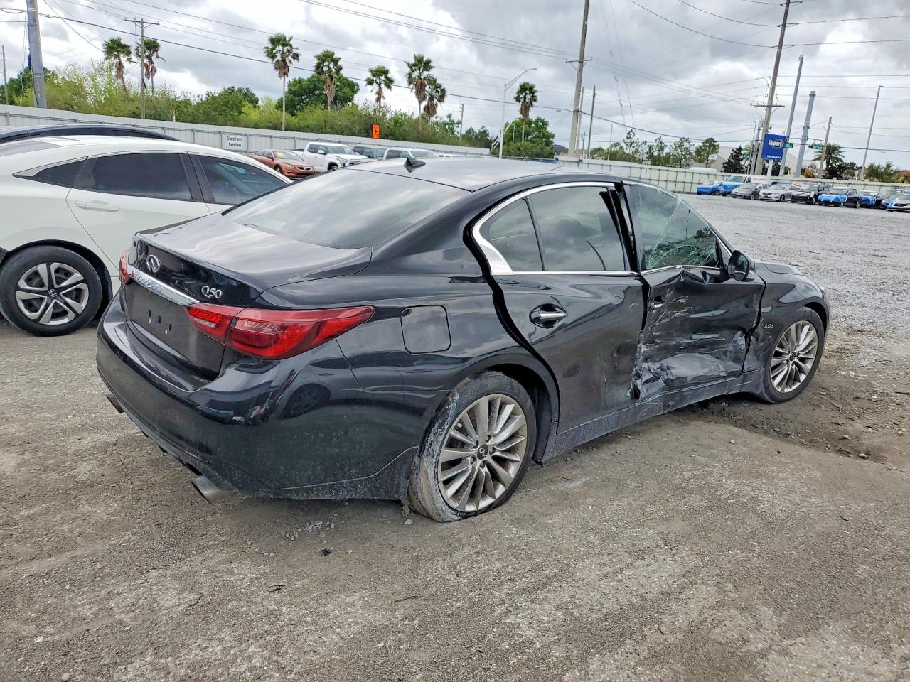 2020 INFINITI Q50