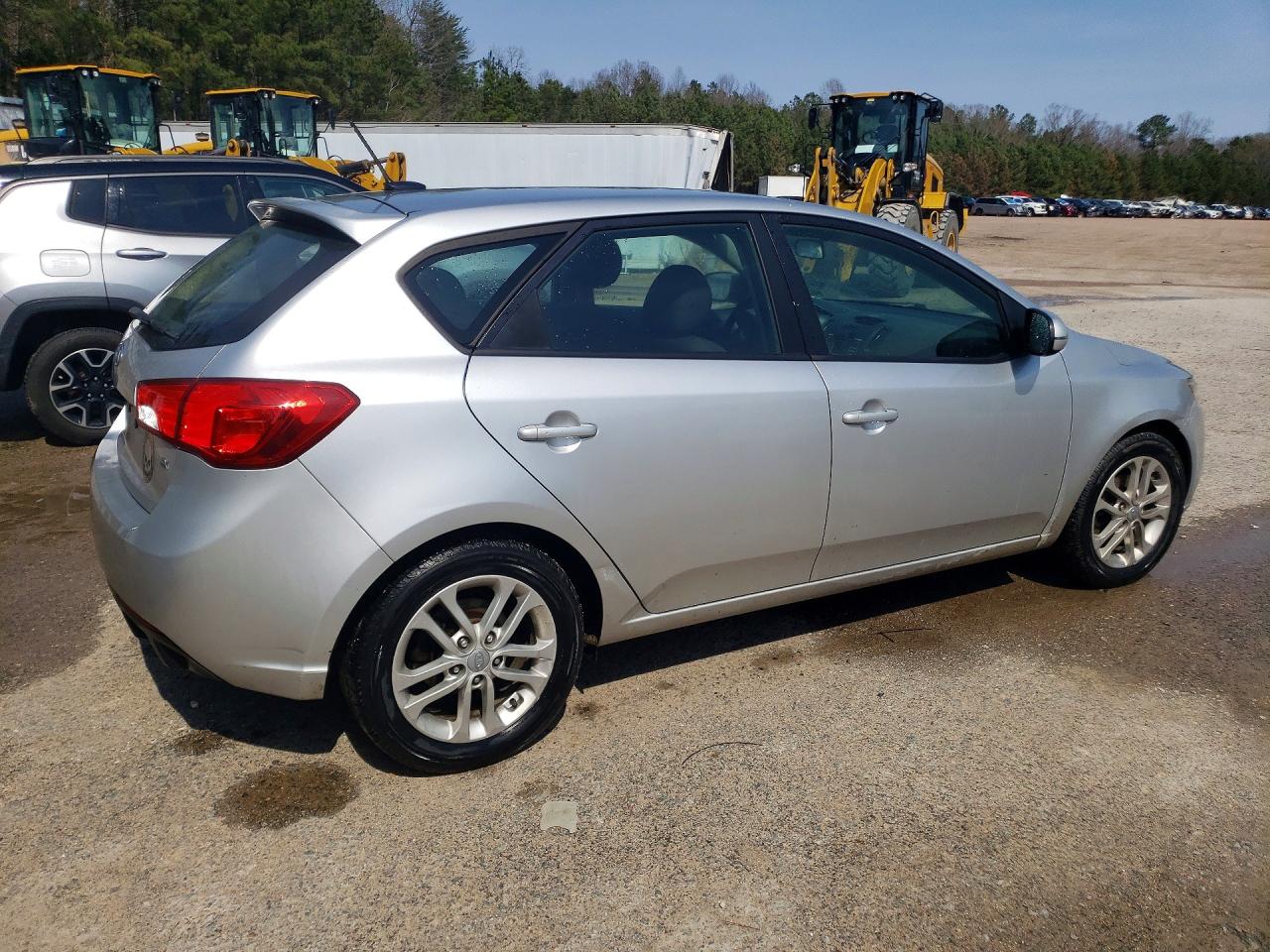 2011 KIA FORTE5 EX