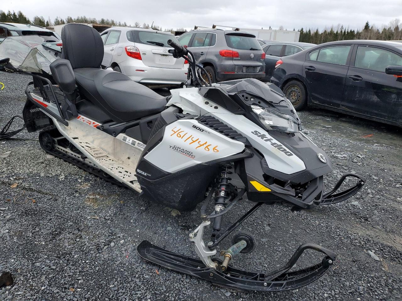 2020 SKIDOO 900 GRAND