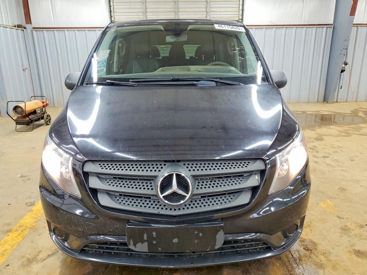 2017 MERCEDES-BENZ METRIS