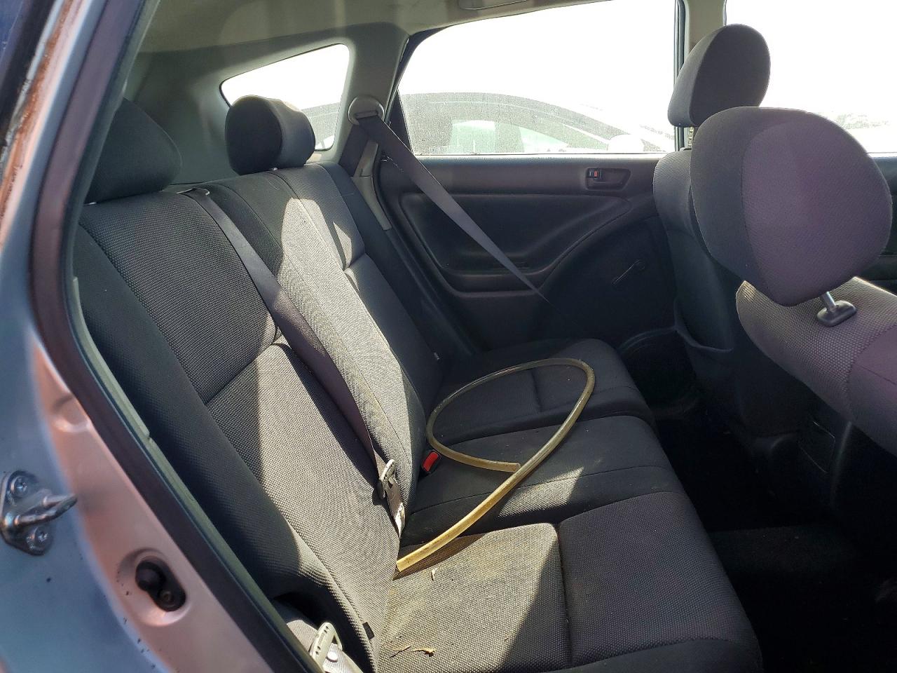 2004 PONTIAC VIBE