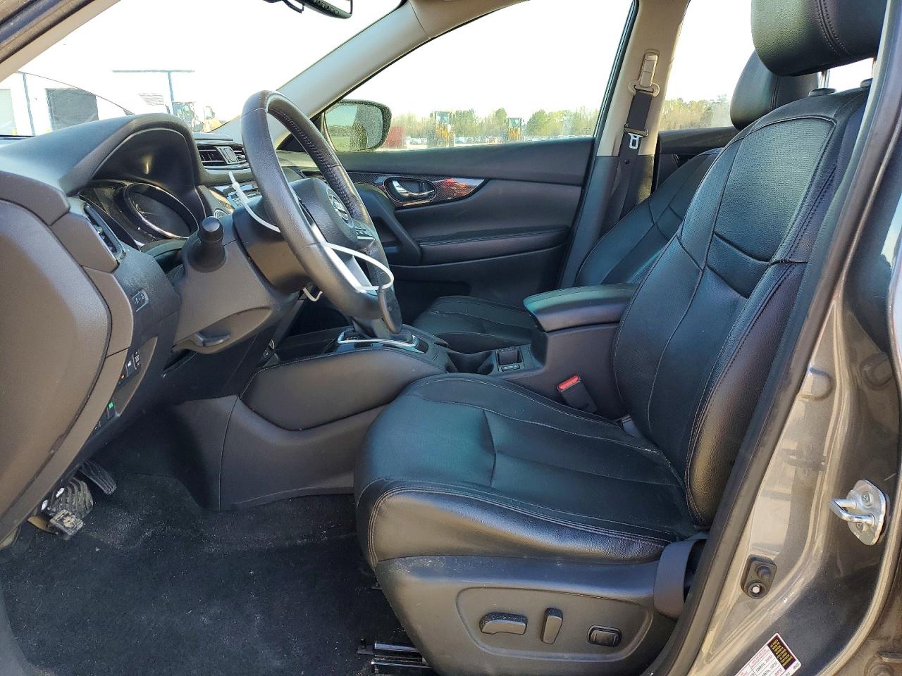 2017 NISSAN ROGUE