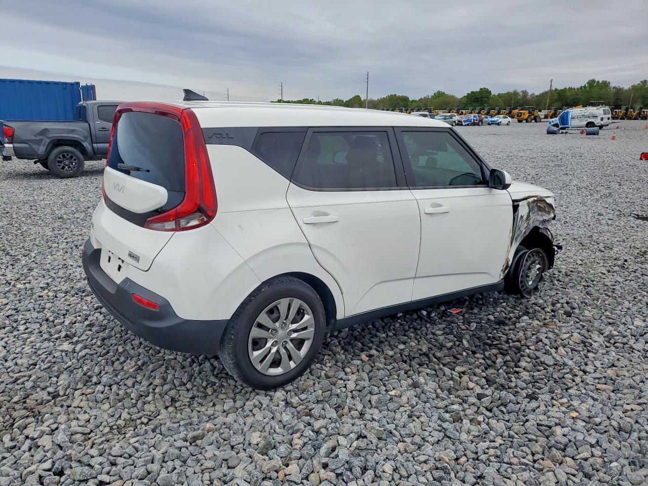 2022 KIA SOUL