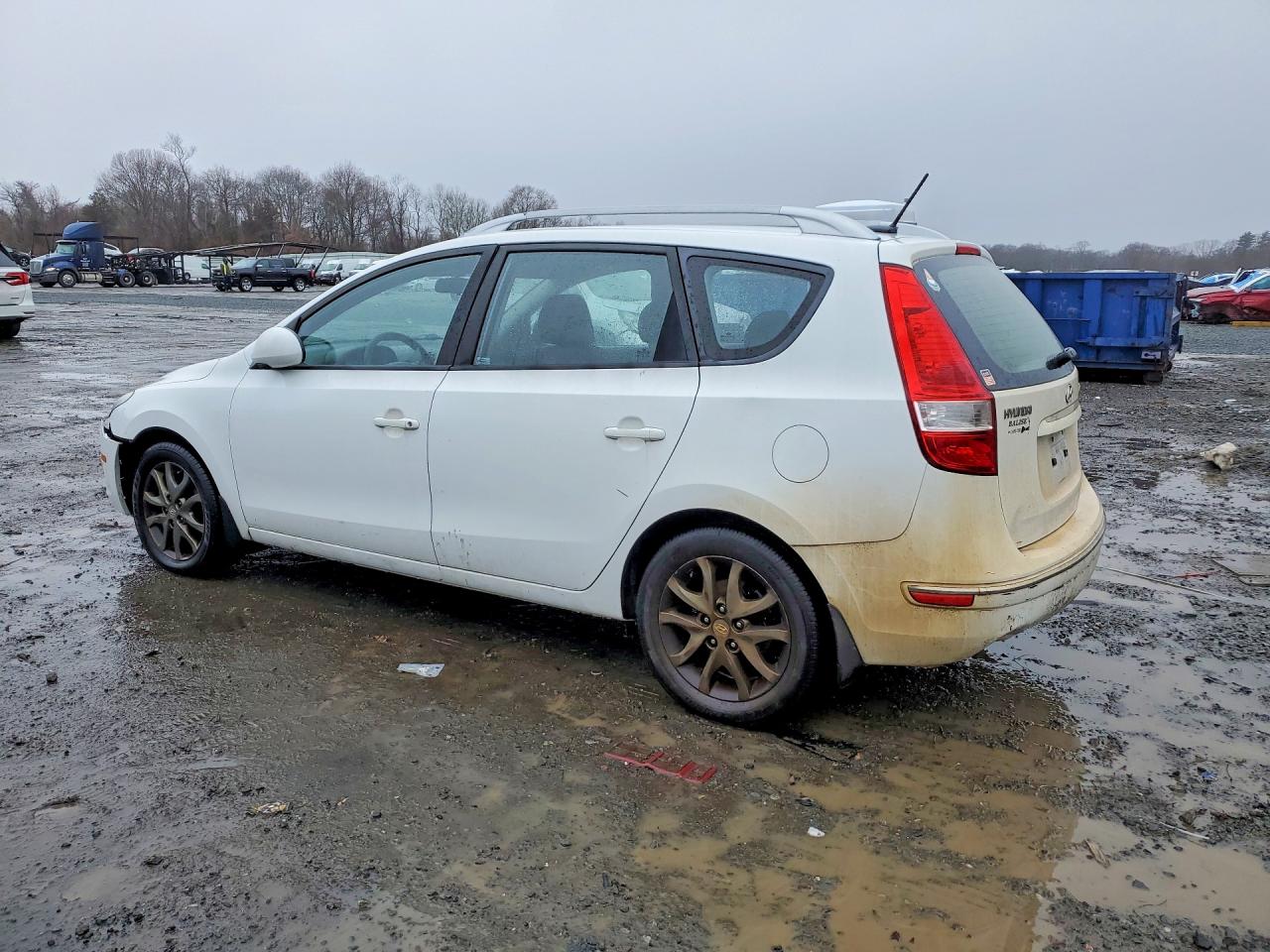 2012 HYUNDAI ELANTRA