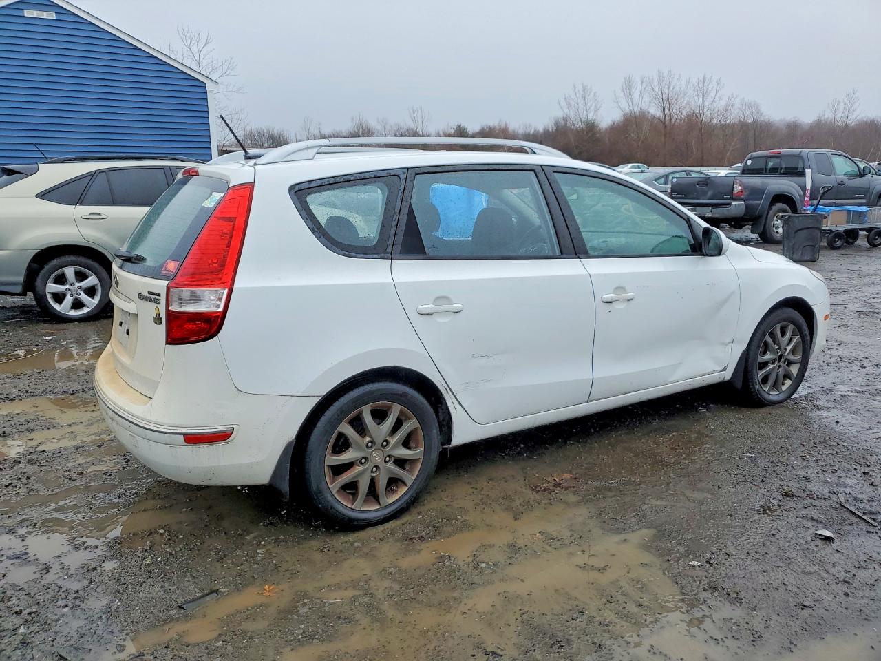 2012 HYUNDAI ELANTRA