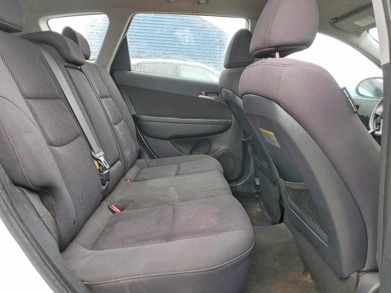2012 HYUNDAI ELANTRA