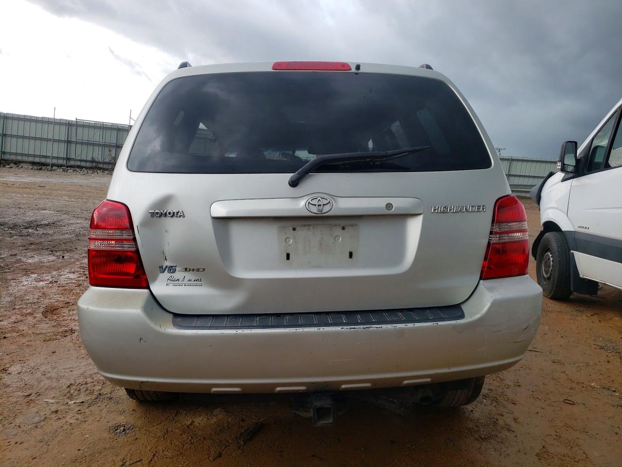 2003 TOYOTA HIGHLANDER
