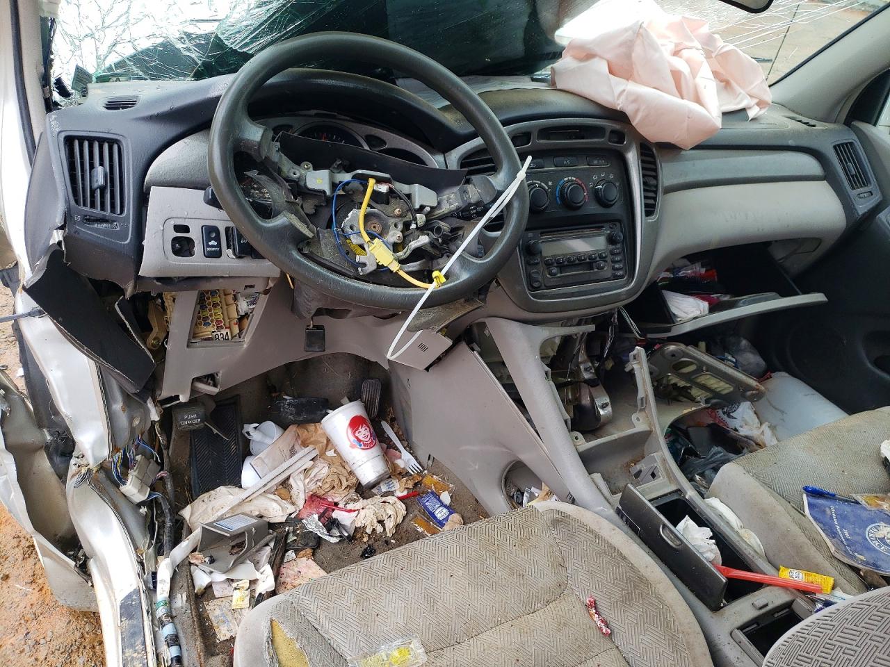 2003 TOYOTA HIGHLANDER