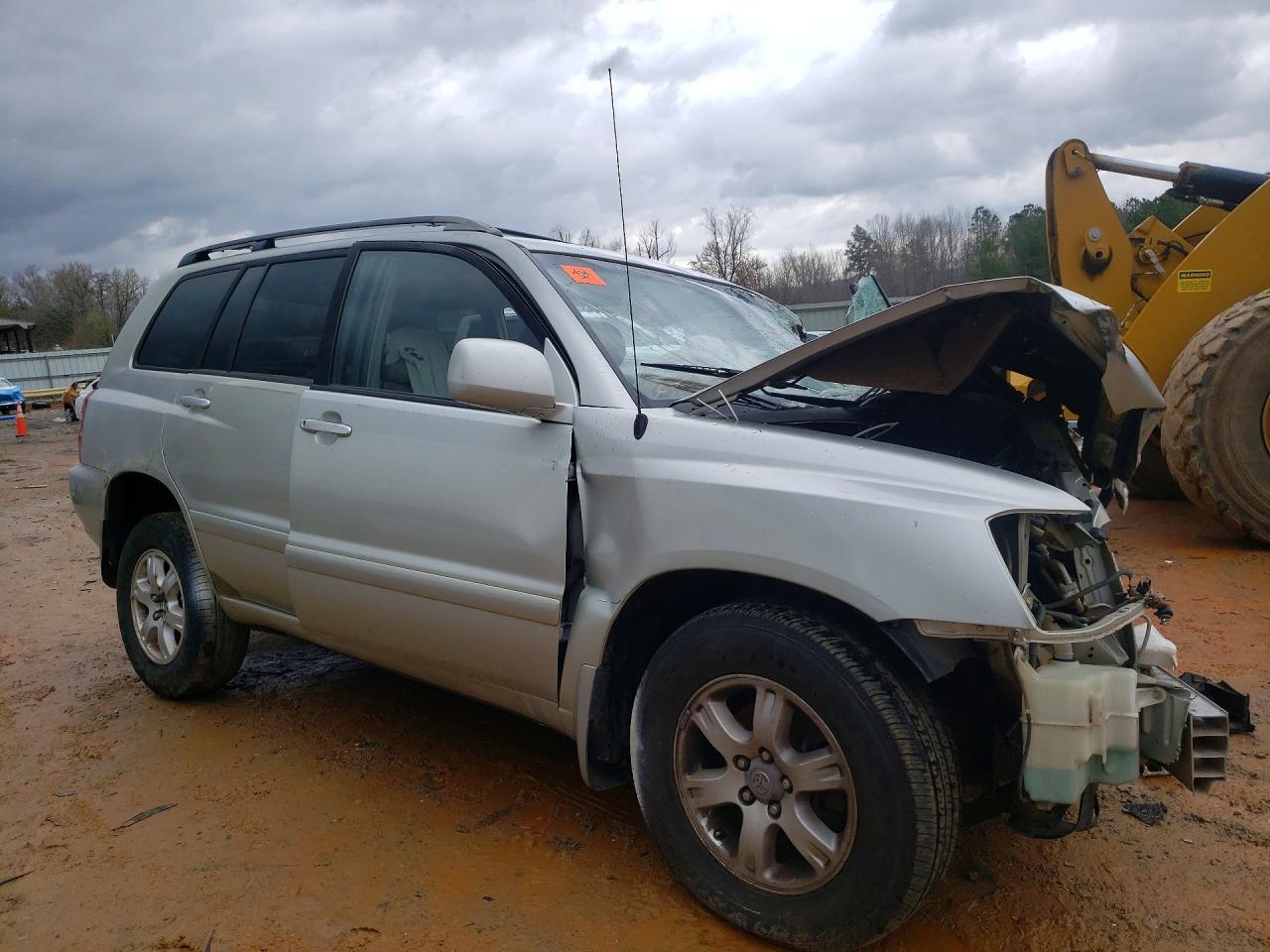 2003 TOYOTA HIGHLANDER