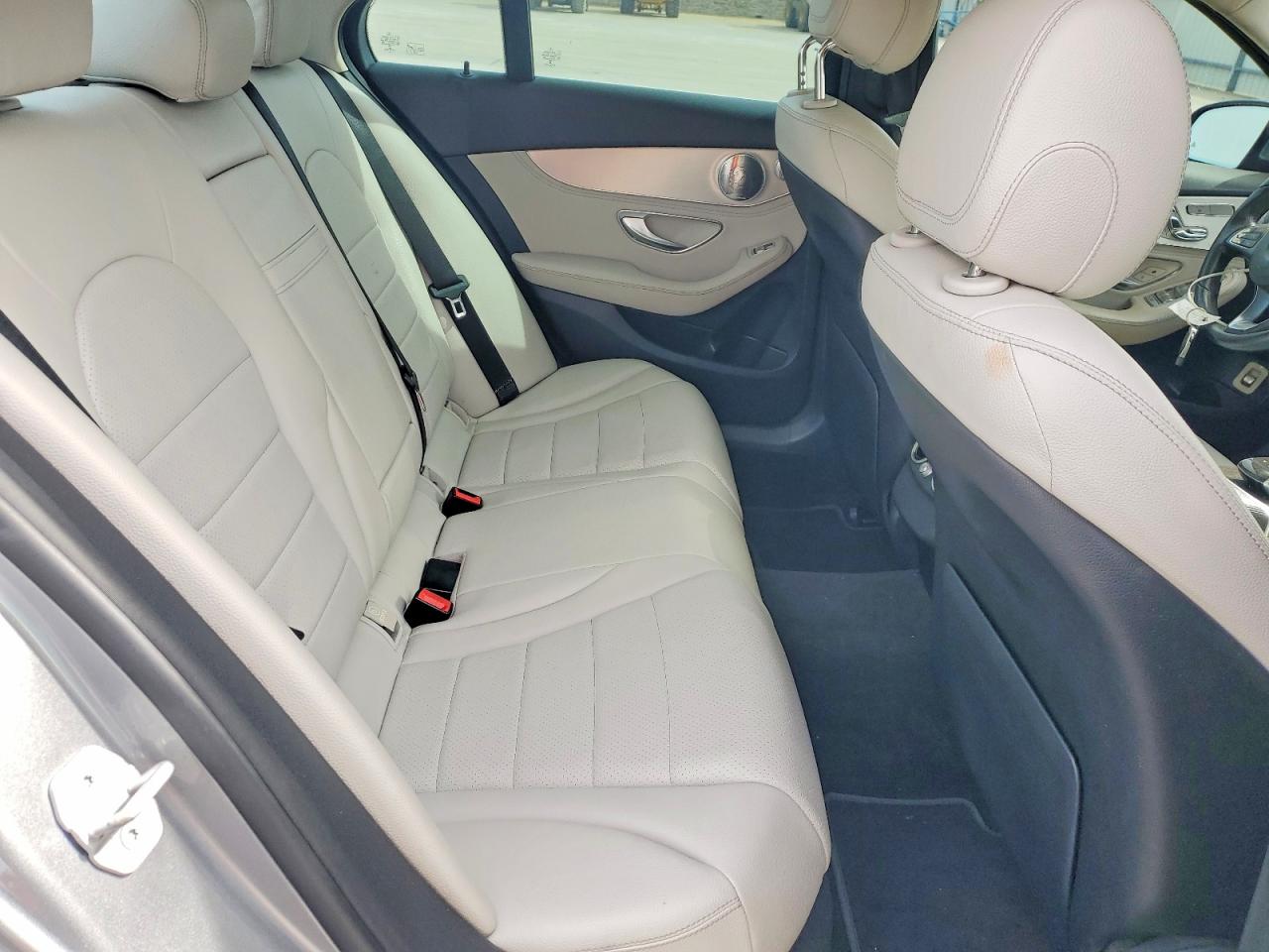 2015 MERCEDES-BENZ C-CLASS