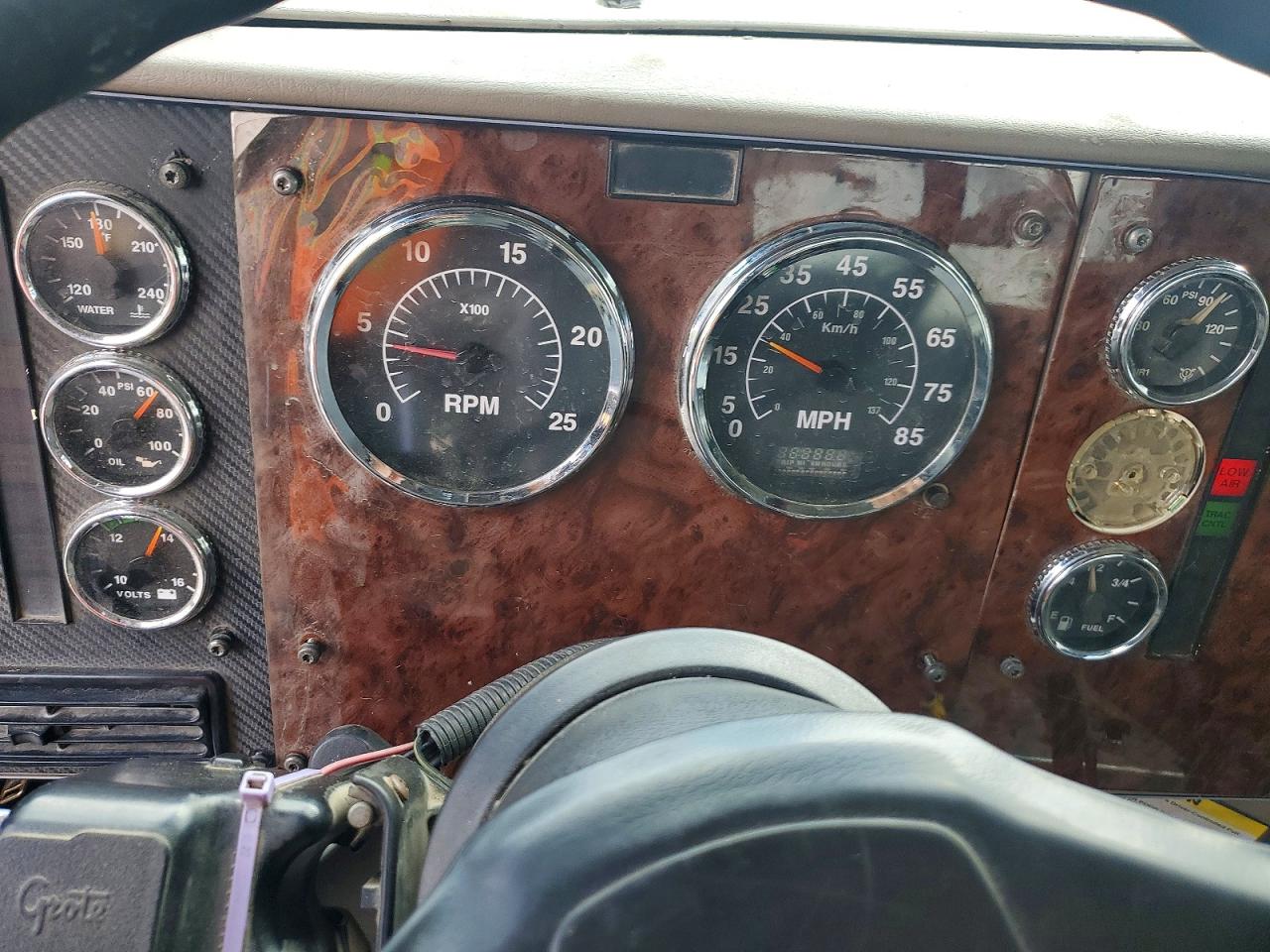 2001 INTERNATIONAL DUMP TRL