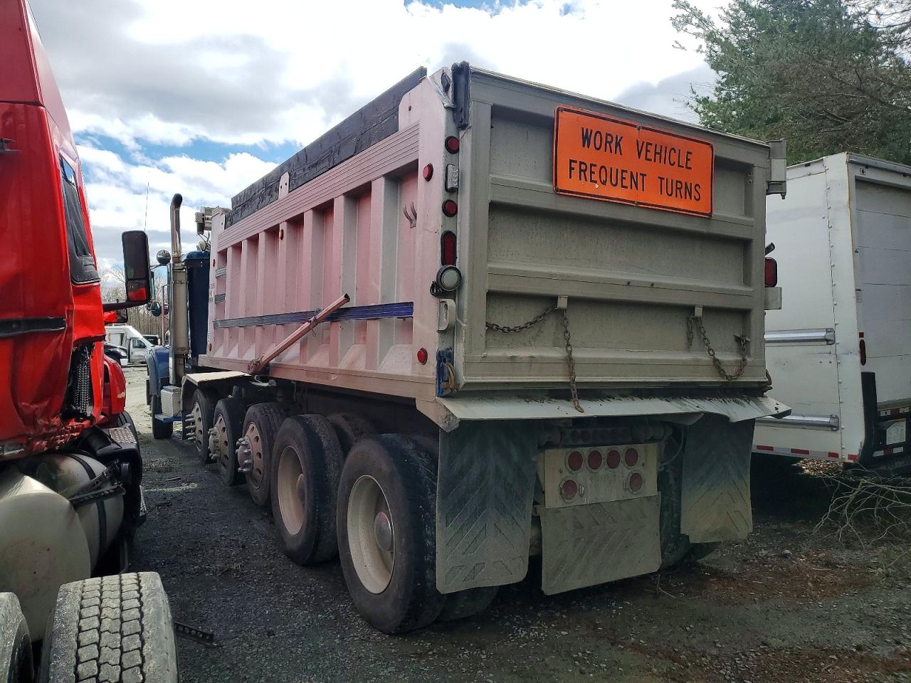 2001 INTERNATIONAL DUMP TRL