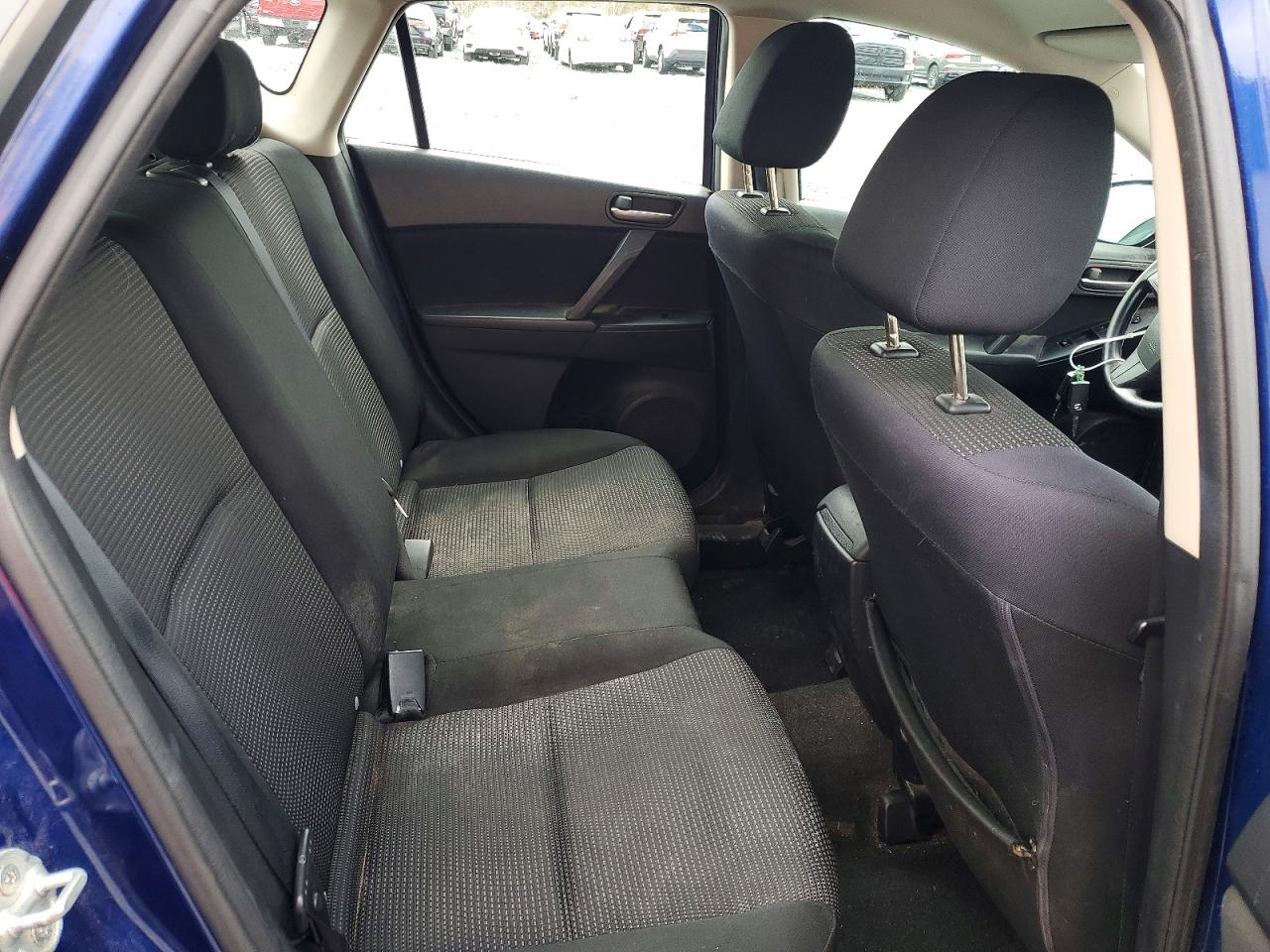 2012 MAZDA 3