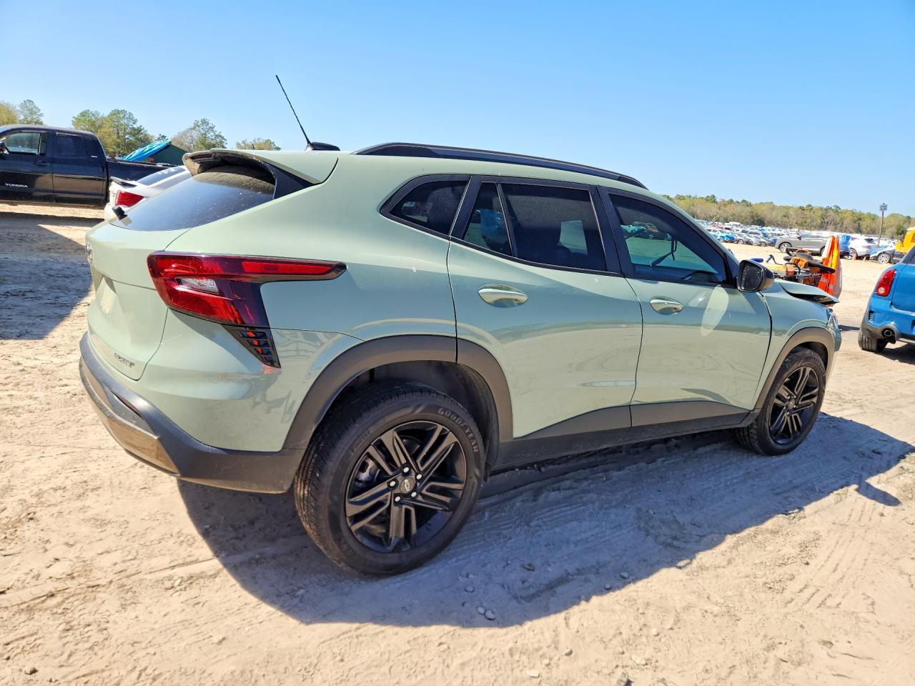 2025 CHEVROLET TRAX