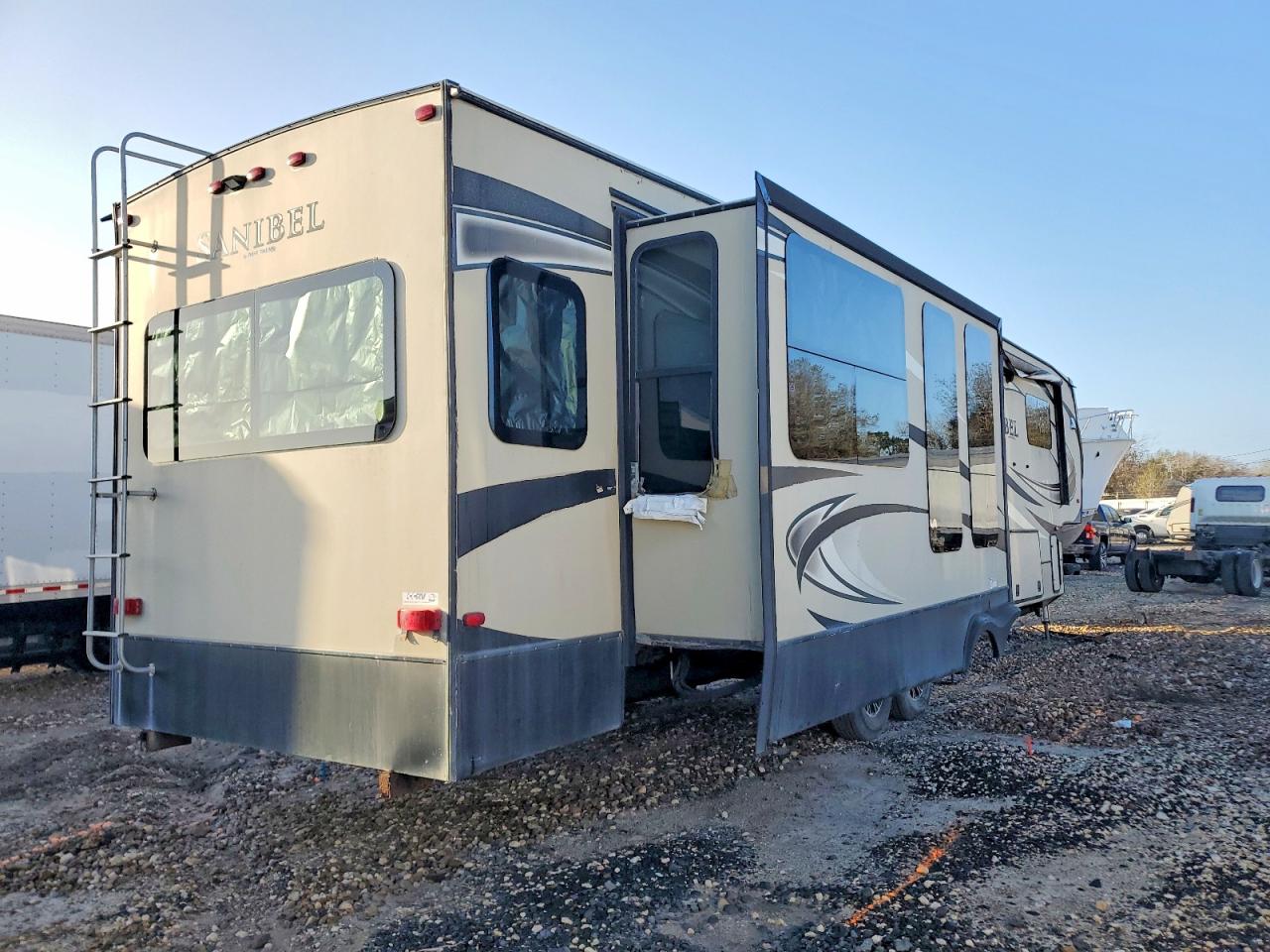 2019 FORESRIVER SANIBEL