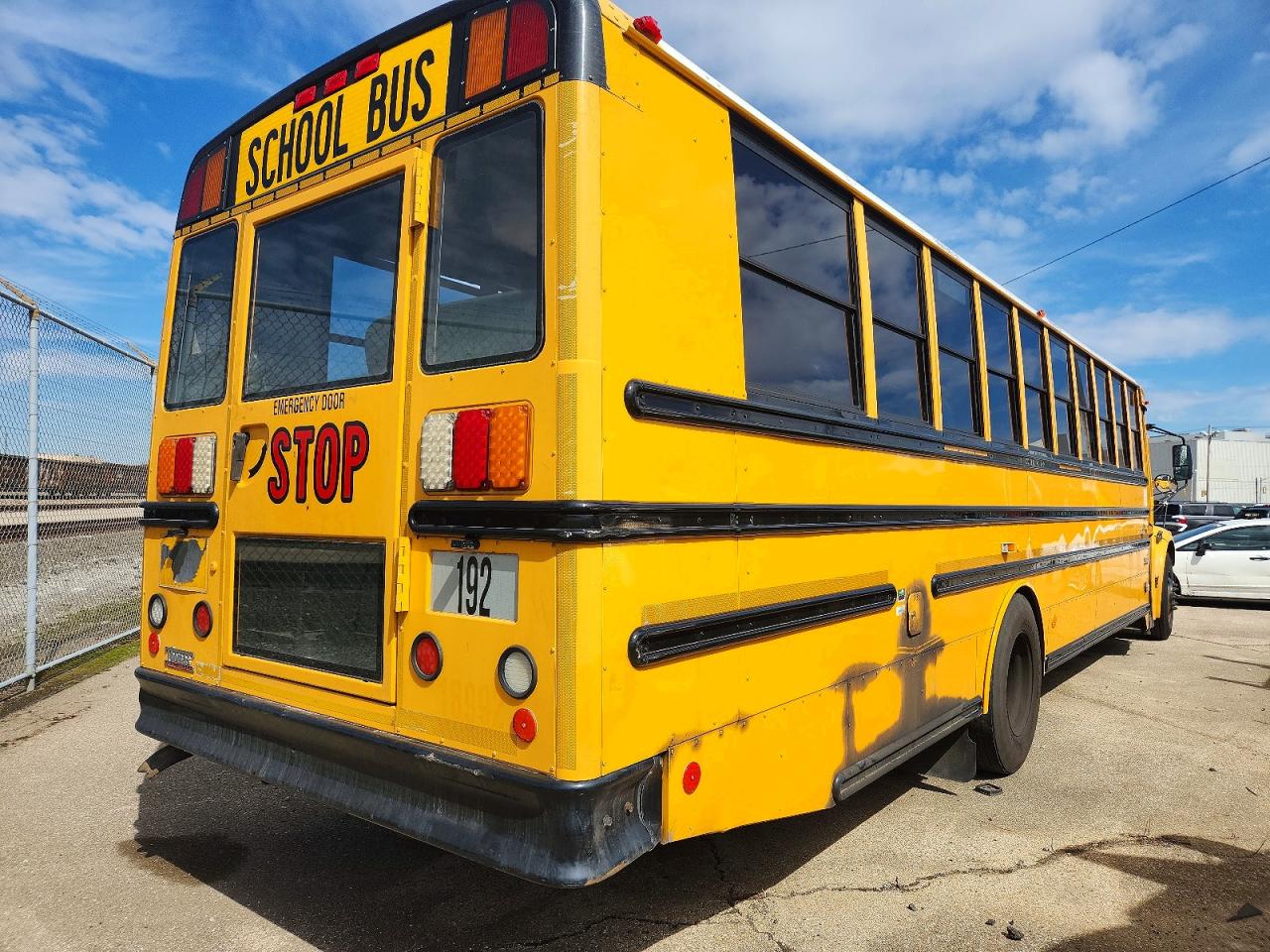2011 THOMAS SAF-T-LINE