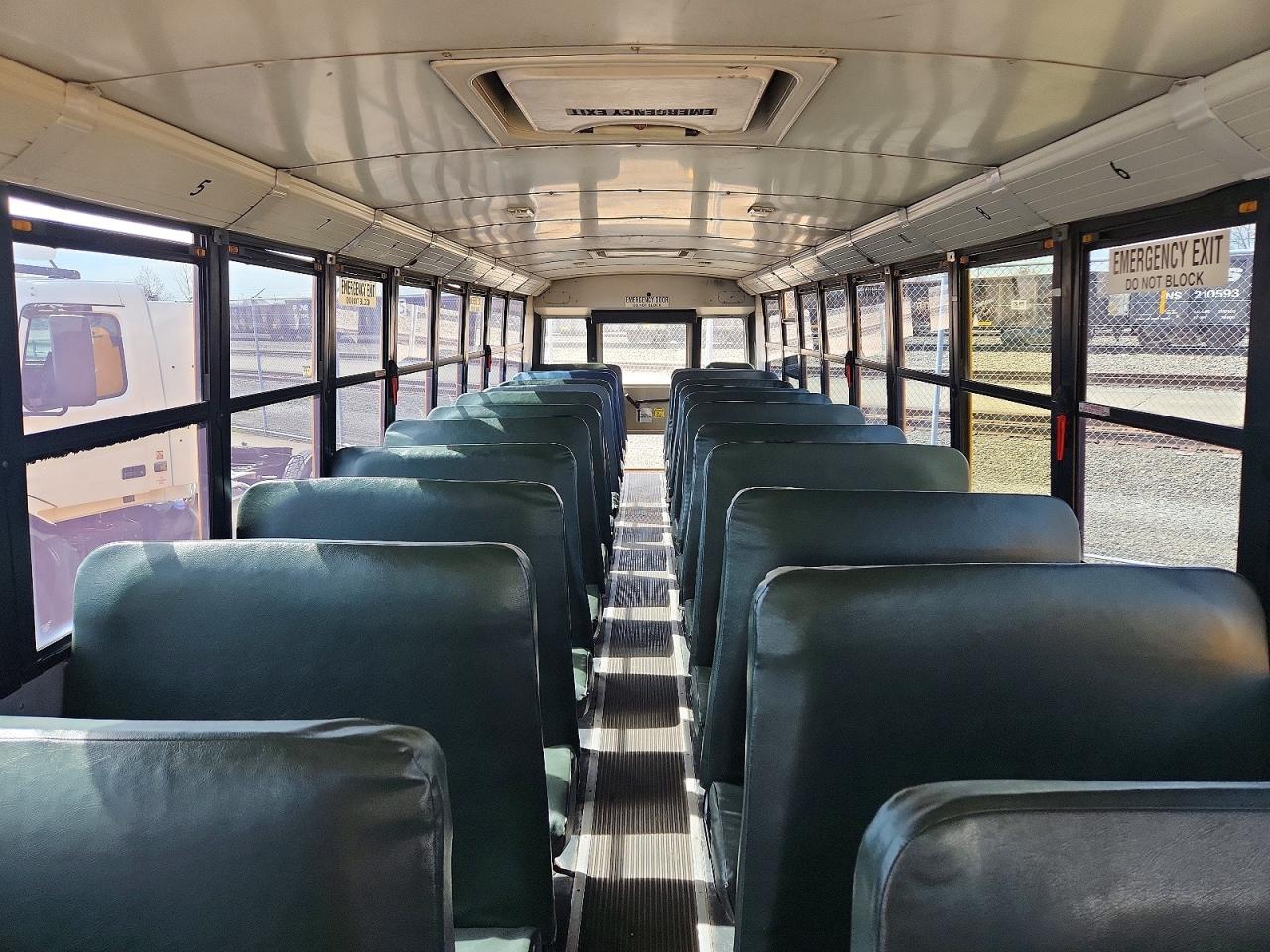 2011 THOMAS SAF-T-LINE