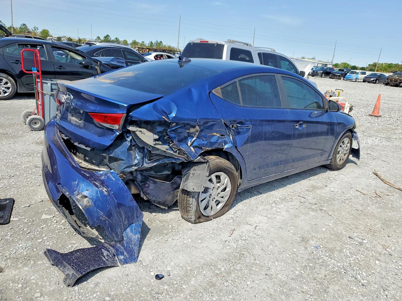 2017 HYUNDAI ELANTRA