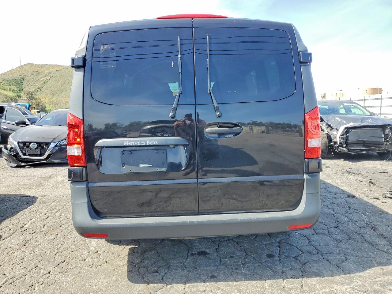 2019 MERCEDES BENZ METRIS